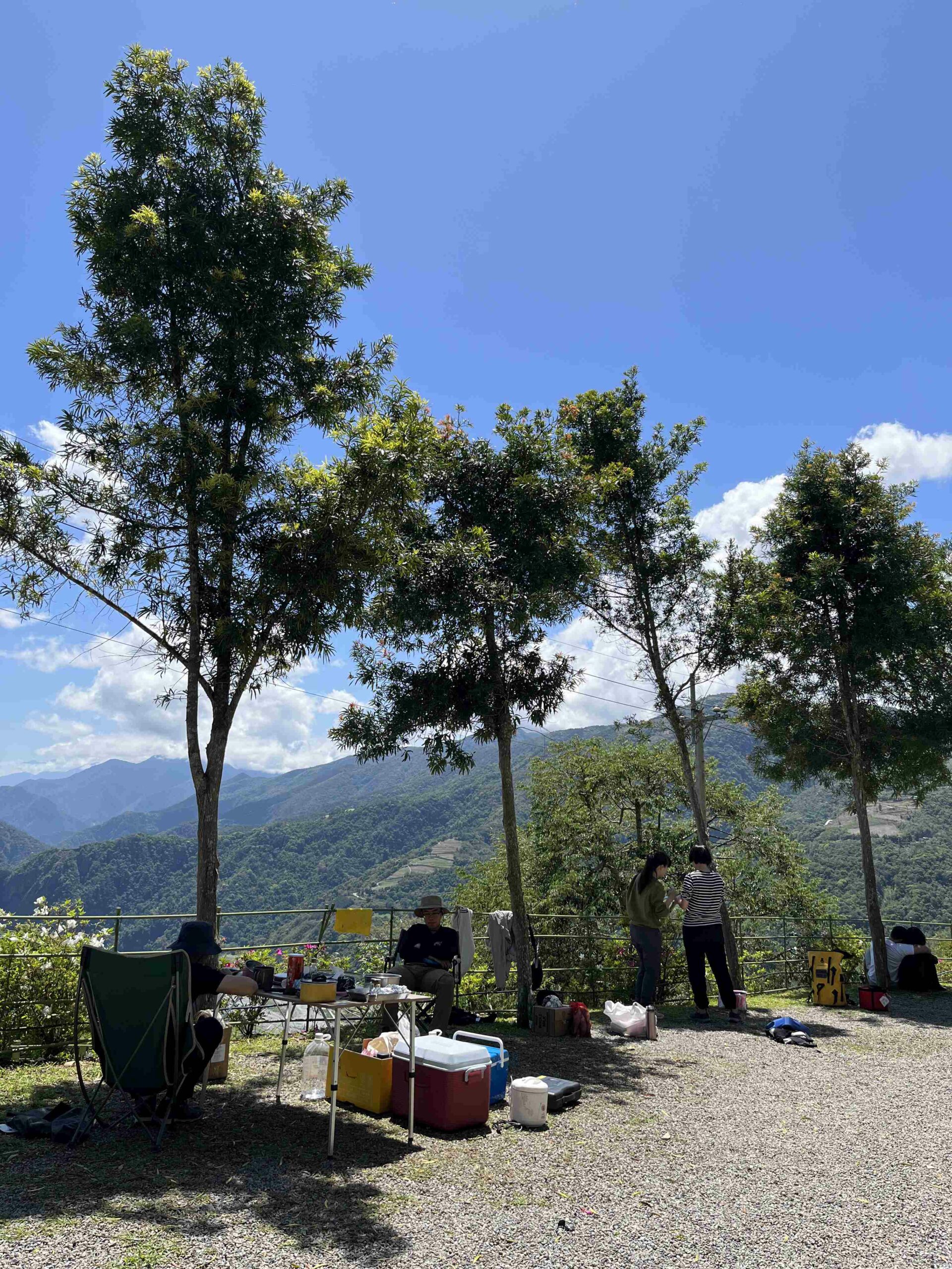 武界露營實景 雲窩森林露營區山景野餐與營地生活
