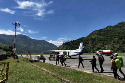 飛機取消?變成Ramechhap二日遊?2024年秋季EBC聖母峰基地營女生獨旅:盧卡拉飛機停飛3天、滯留機場鄉下村莊|尼泊爾健行 4 西塔航空的飛機