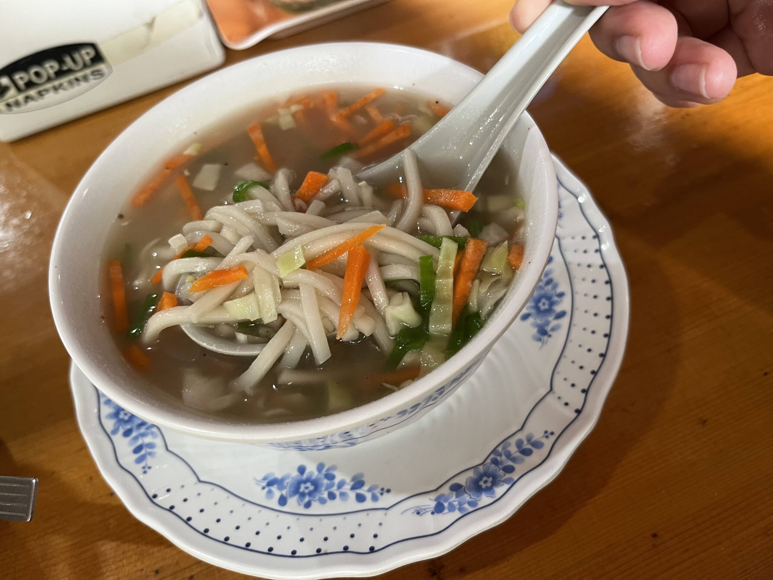 點了一碗湯麵