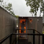 對面也是我們一行人的住箱