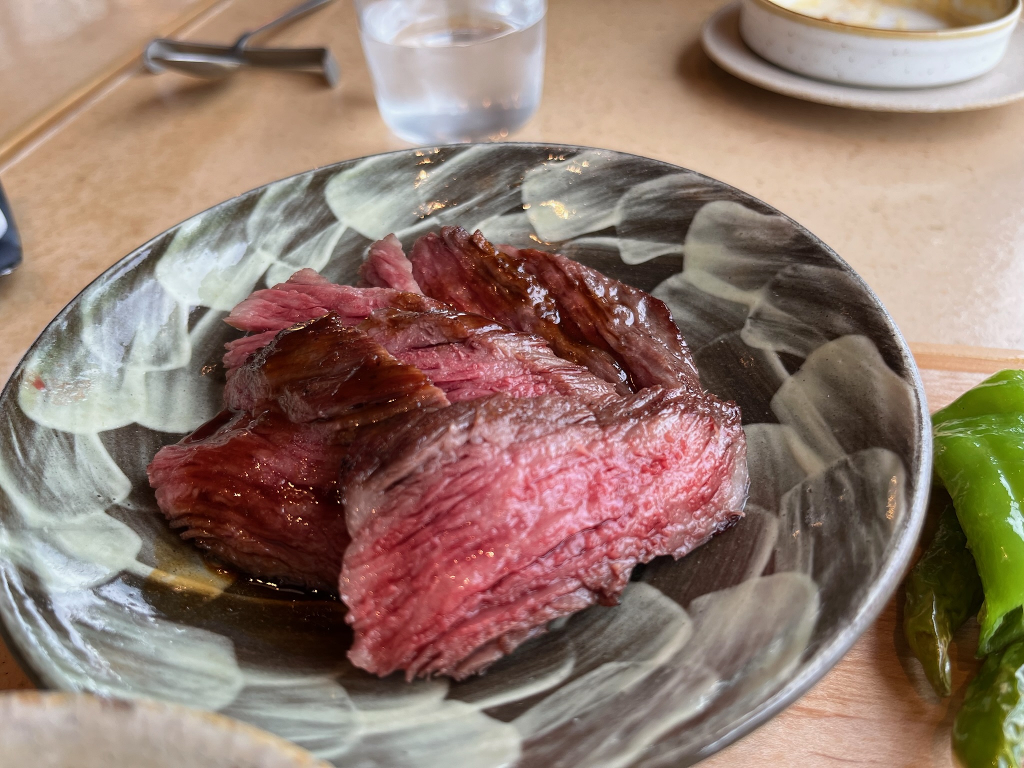 美麗的和牛肉，烤的剛剛好