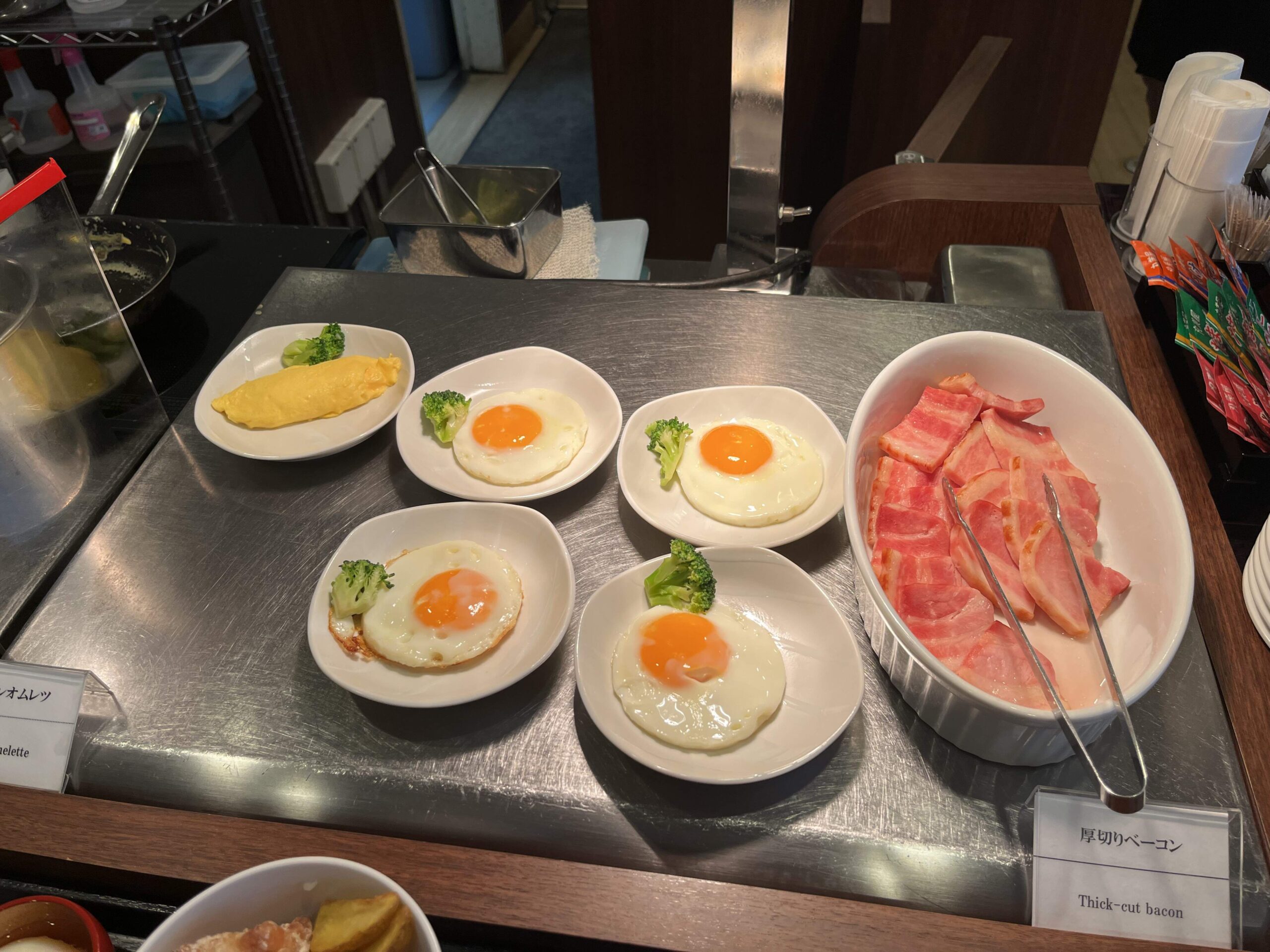 漂亮的歐姆雷及荷包蛋