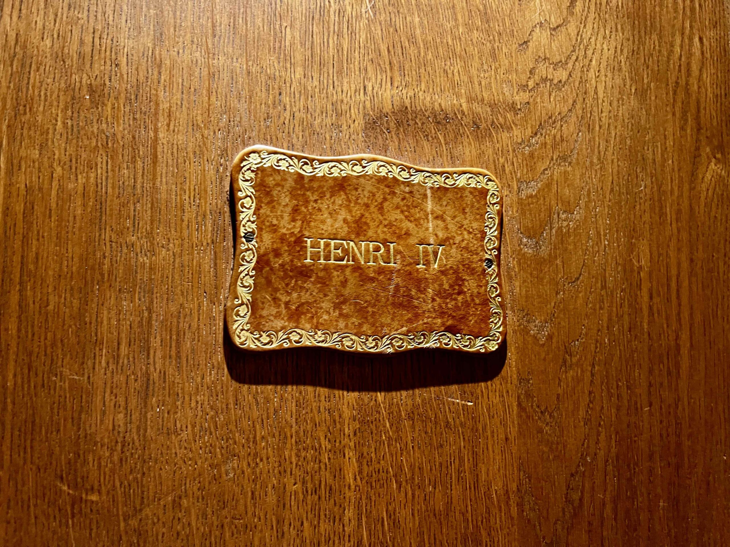 Henry IV房門的標誌