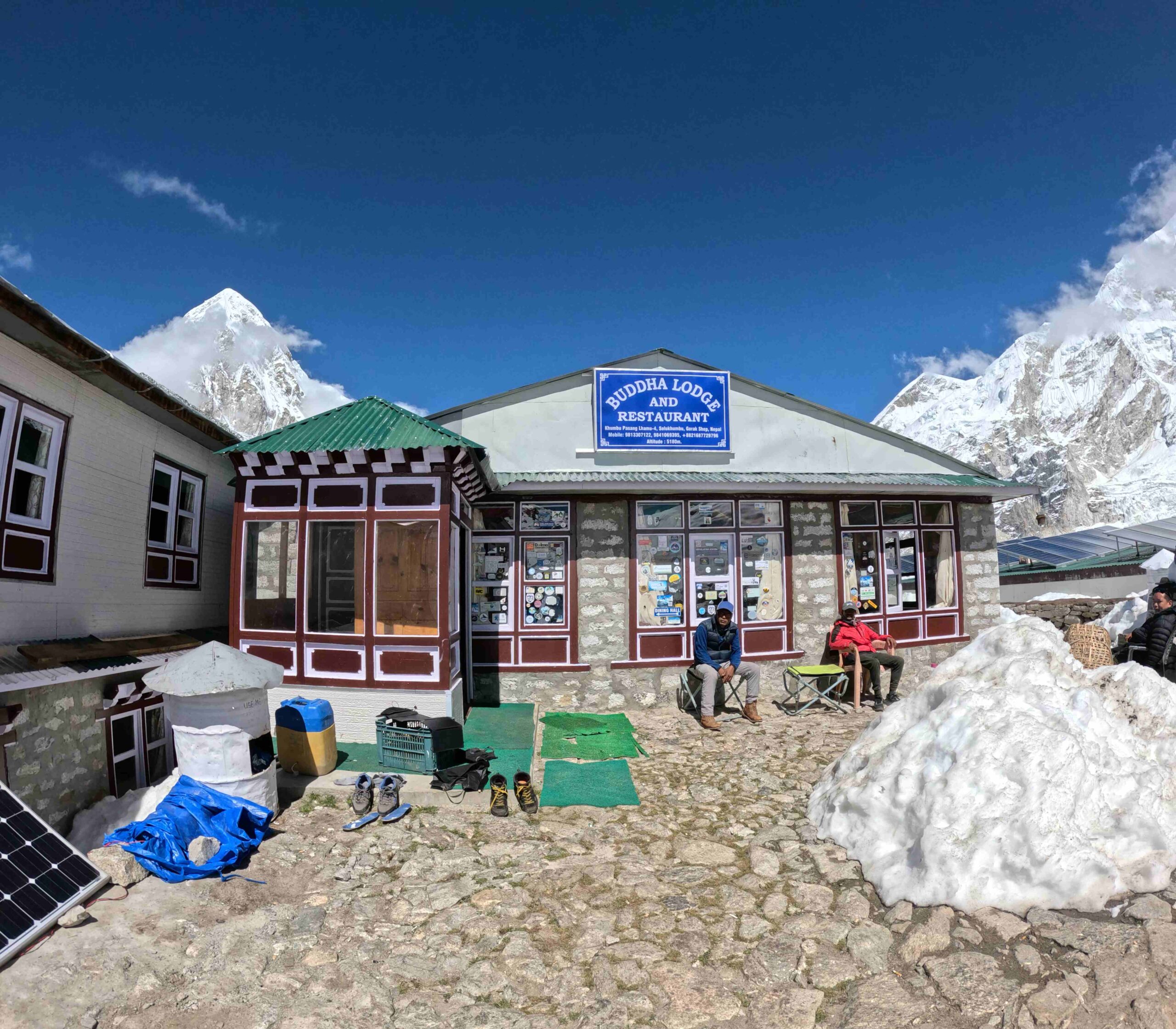 高樂雪的住宿地點 Buddha Lodge and Restaurant, 5180m