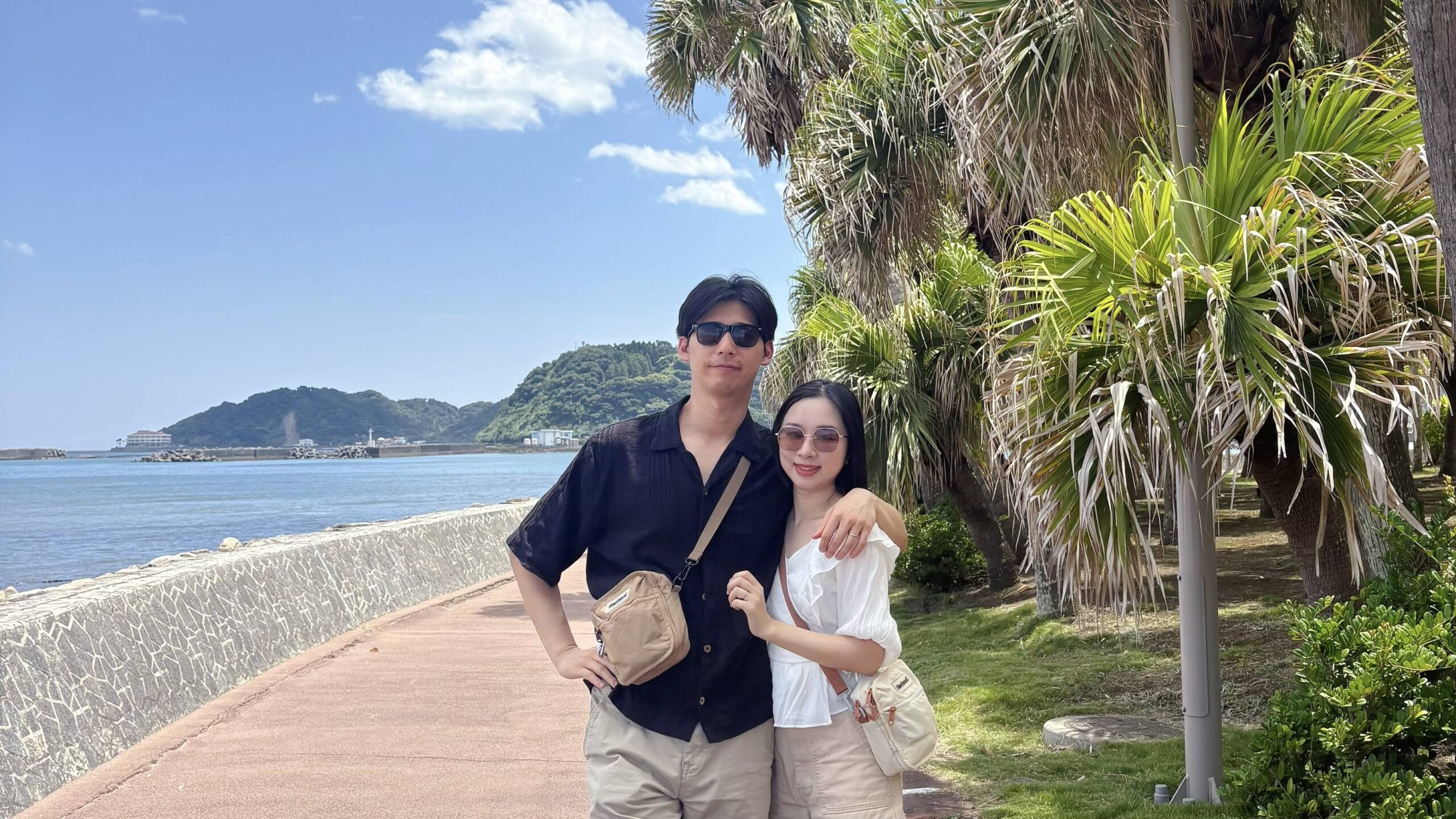 日本自由行隨身包推薦 Horizon 天際線 厚片吐司包/情侶包的3個理由:多夾層收納、雙開拉鍊與可拆式背帶、百搭休閒風 1 IMG 5697 1 scaled