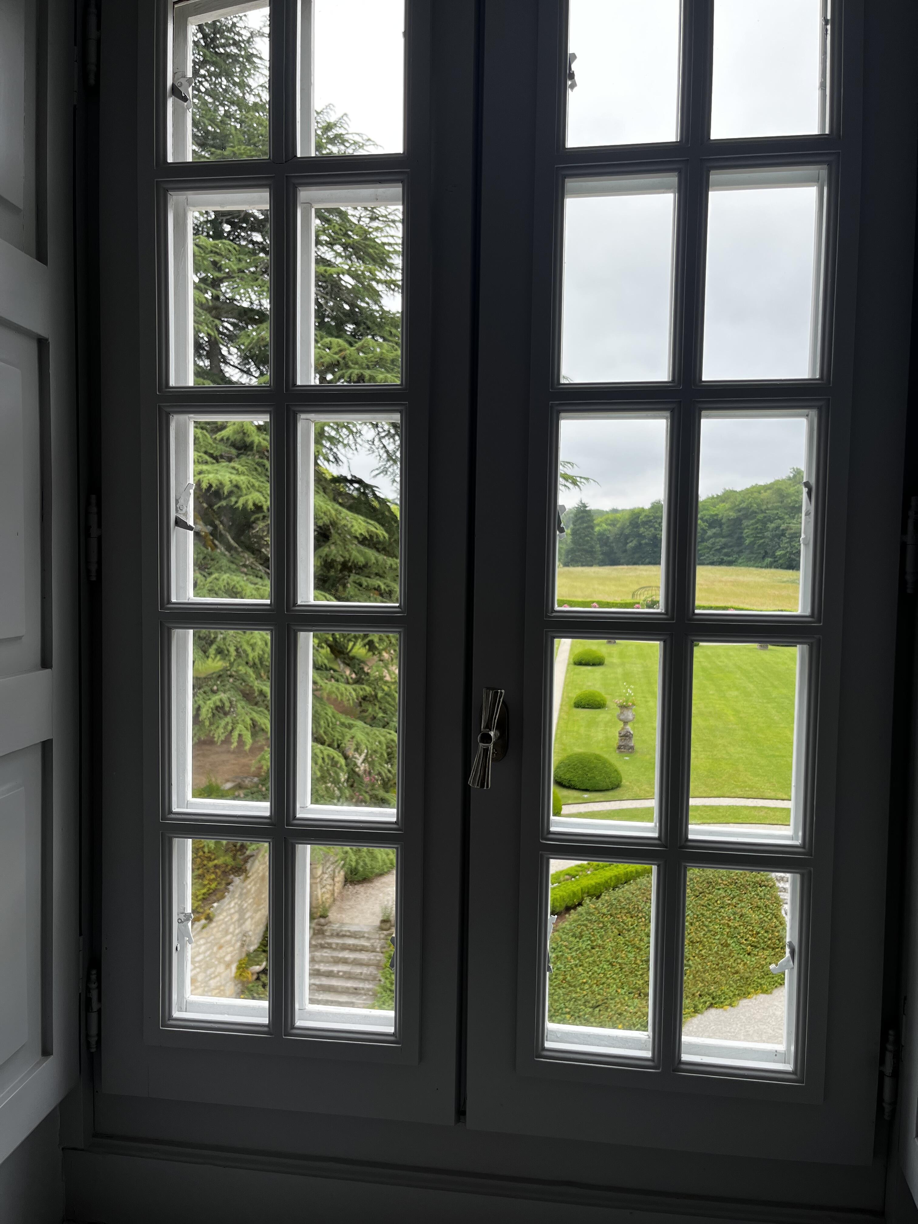 garden view from Château de la Treyne castle hotel room