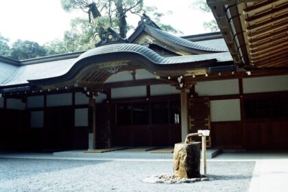 伊勢神宮:二十年一次的式年遷宮!另外驚喜發現菊一文字本店|2013夏 6 pic pimg tw lynnahui 1406009344 3847520024 l jpg