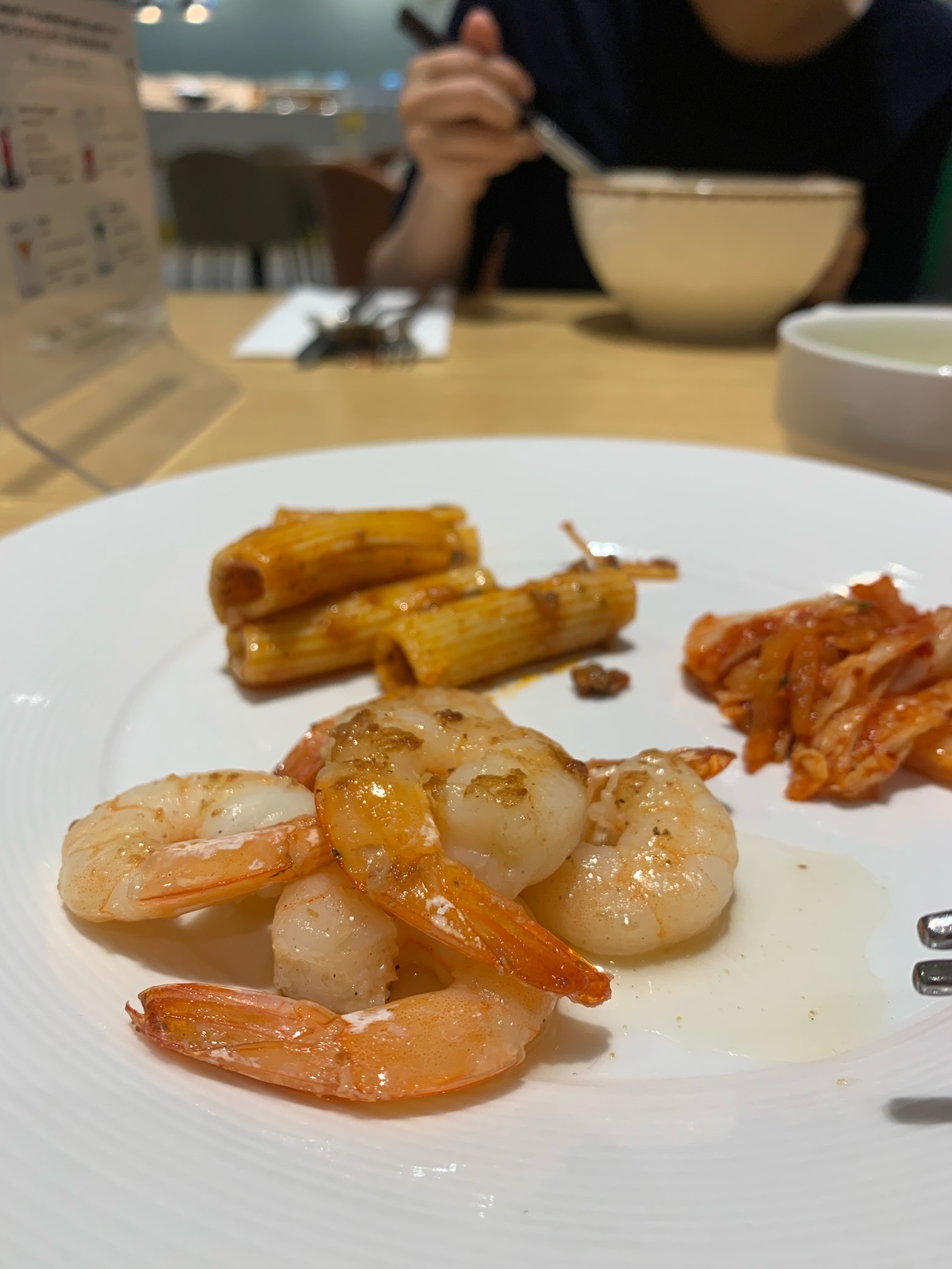 韓國首爾轉機住宿推薦:仁川機場宜必思尚品大使酒店(ibis Styles Ambassador Incheon Airport)三溫暖很新,餐廳好吃 7 油封蝦仁超好吃